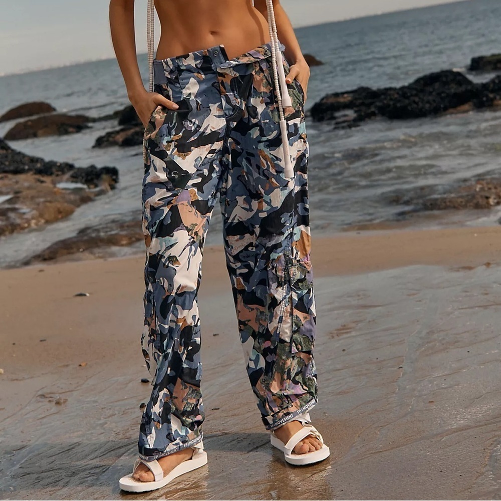 NWT Mesmerize Me Printed Pants